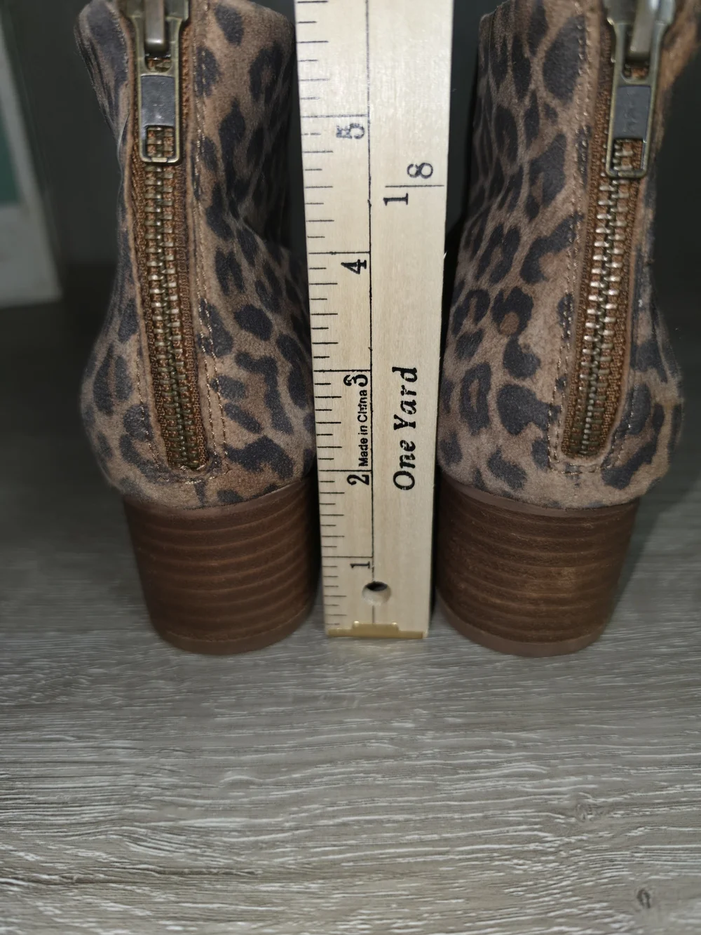 Seychelles Brown & Black Suede Leopard Print Ankle Boots Zip-Up Womens Size 6